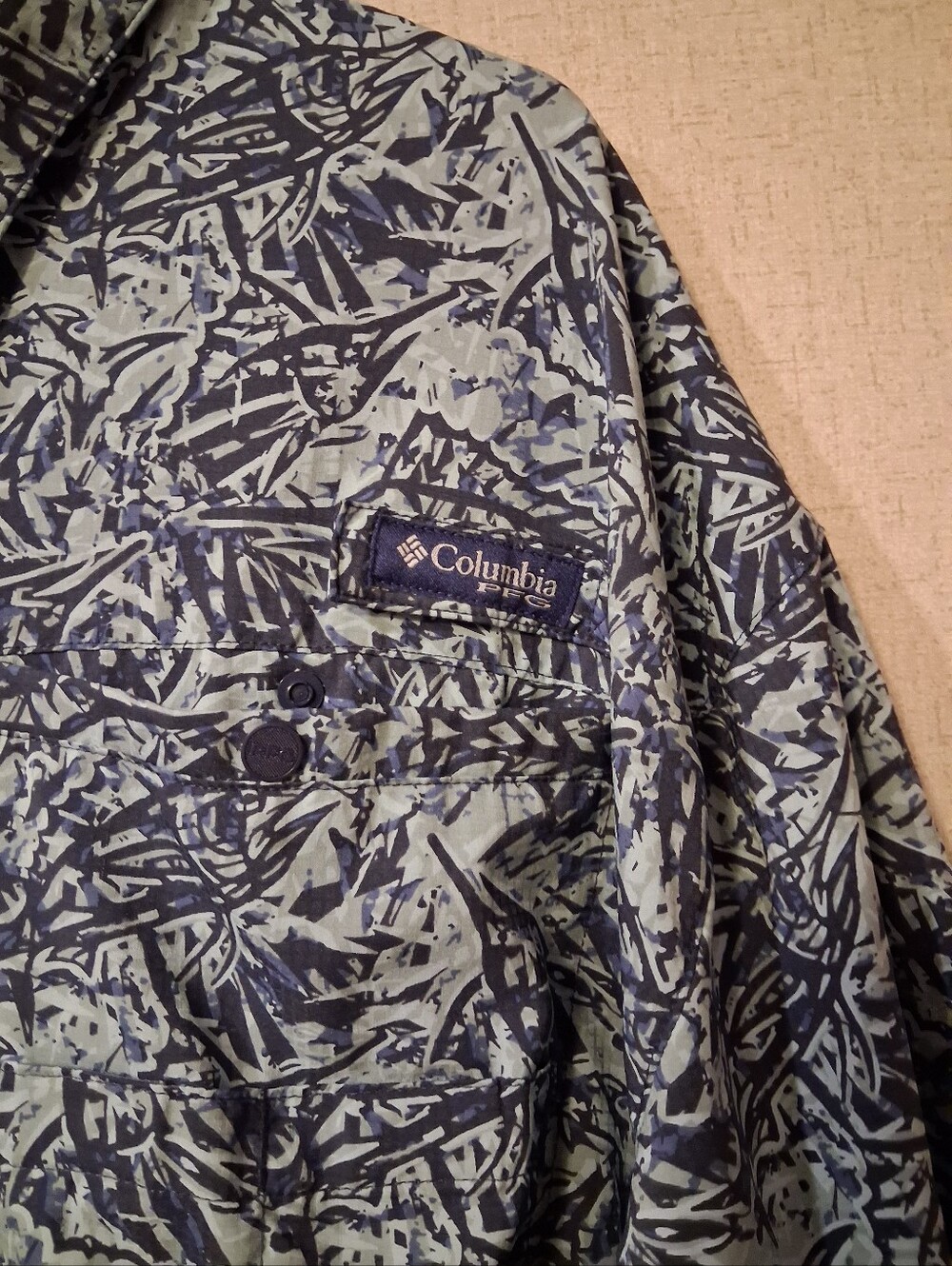 Columbia Men’s Short Sleeve Printed Polo - Navy & Light Green XXL - Picture 2 of 4